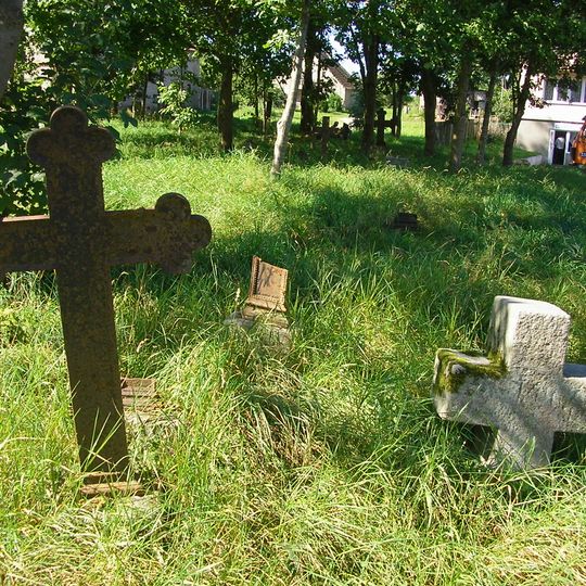 Cmentarz przykościelny w Rzęskowie