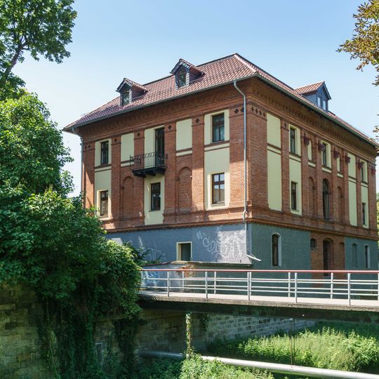 Friedrich-Naumann-Straße 7