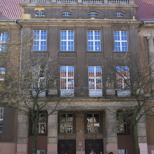 Lily-Braun-Gymnasium