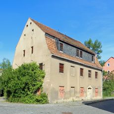 Wohnhaus in offener Bebauung Bautzner Straße 86