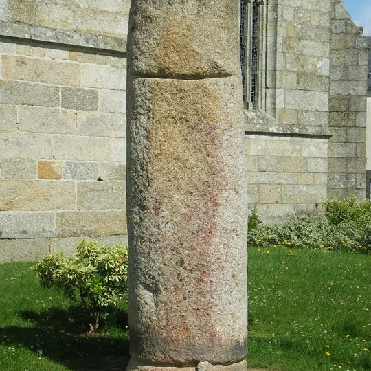 Colonne itinéraire de Maël-Carhaix