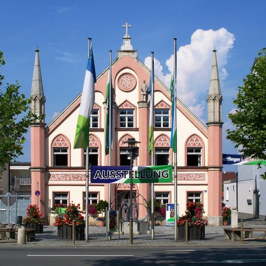 Fassade, neugotische Giebelfassade des ehemaligen Bürgerspitals
