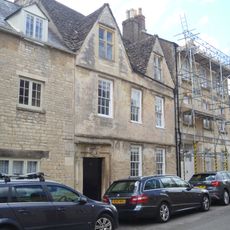 105 And 105b, Gloucester Street