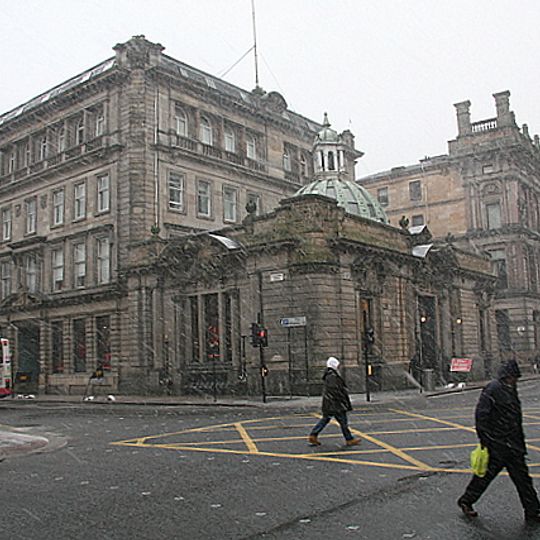 177 Ingram Street, Savings Bank Headquarters