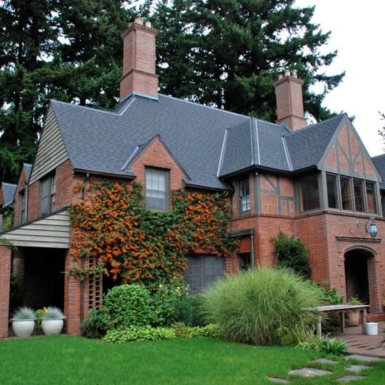 Roy and Leola Gangware House