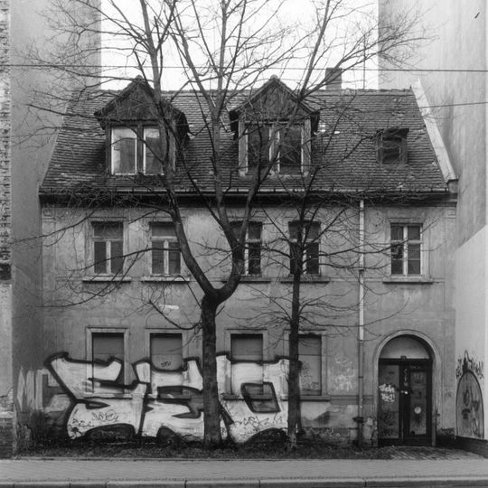 Wohnhaus Dieskaustraße 103