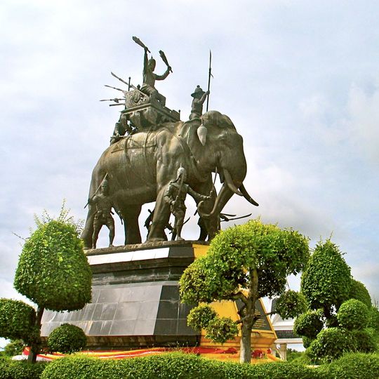 Queen Suriyothai Monument