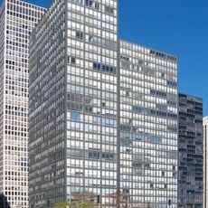 860–880 Lake Shore Drive Apartments