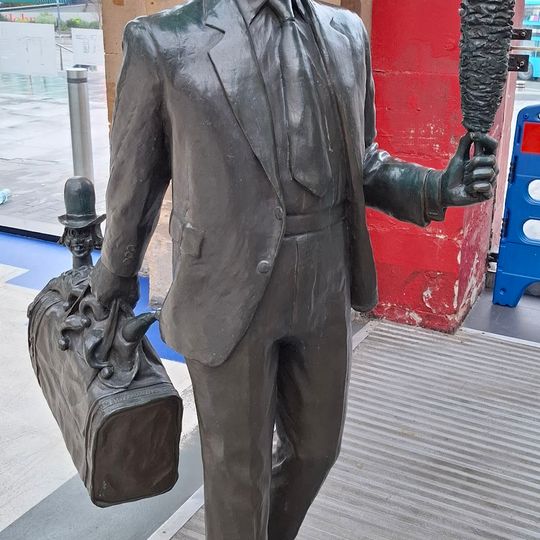 Ken Dodd Statue