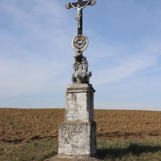 Kříž na severním okraji Ohrazenic