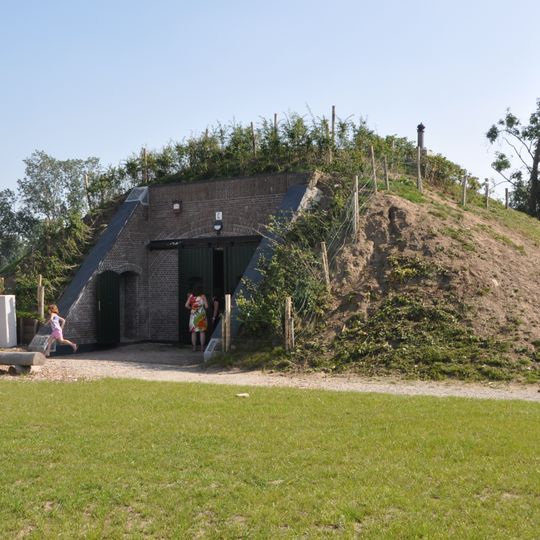 Fort bij Herwijnen, bomvrij gebouw C