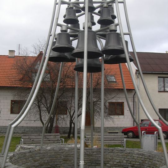 Zvonkohra na Masarykově náměstí v Brodku u Přerova