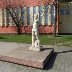 Socha Mládí v Šumperku na ulici Dr. E. Beneše