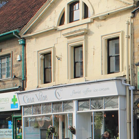 16 And 18, Market Place