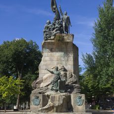 Monument to the heroes of Puente Sampayo