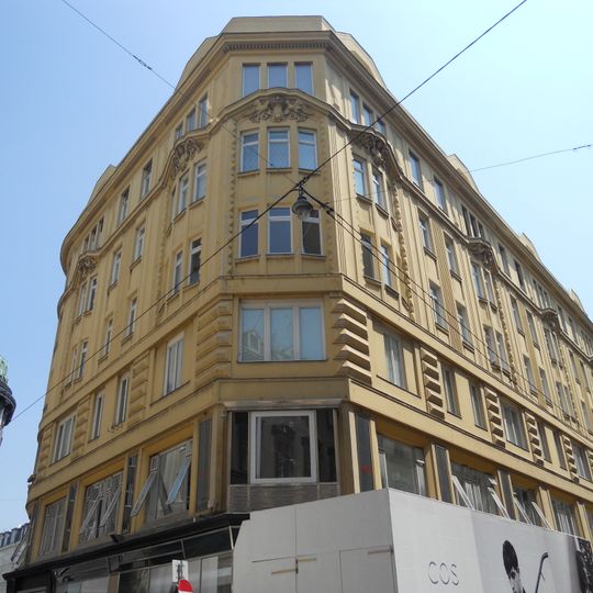 Wohn- und Geschäftshaus