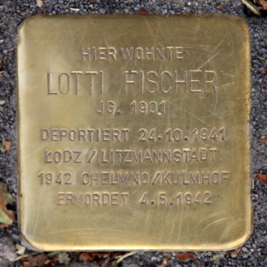Stolperstein en memoria de Lotti Fischer