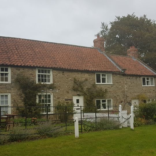 Holly Cottage  Old Cottage