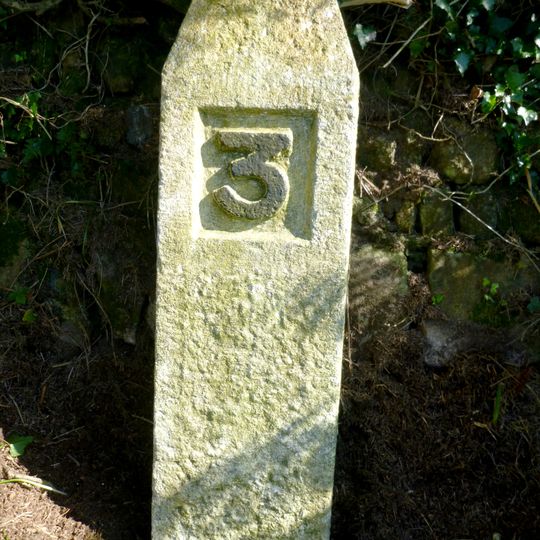 Milestone Approximately 98M E Of Carthew Cottages