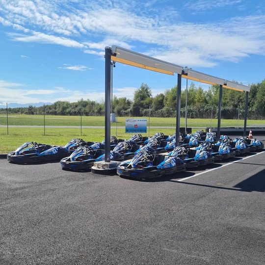 Circuit Berdery 🏎 Karting à partir de 4ans 🧒 Paintball, Team Building