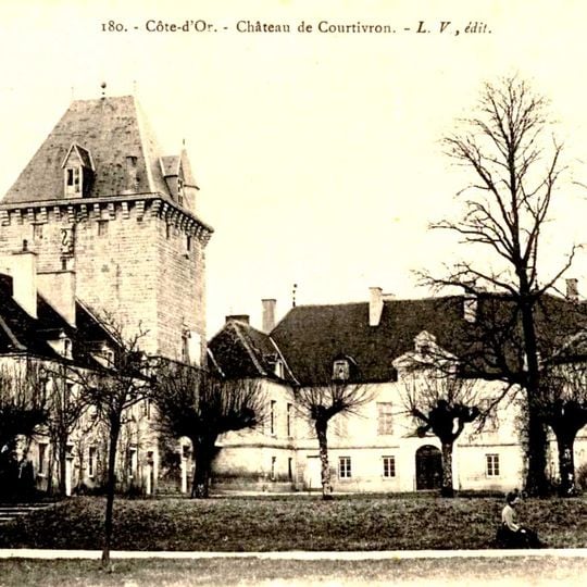 Château de Courtivron