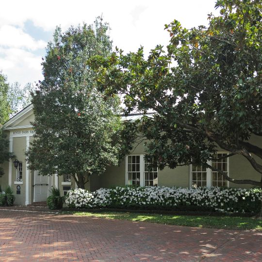 River Oaks Garden Club Forum of Civics