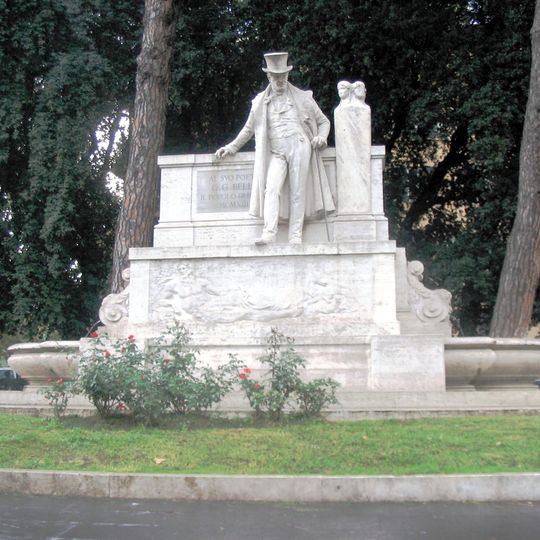 Monument to Giuseppe Gioachino Belli