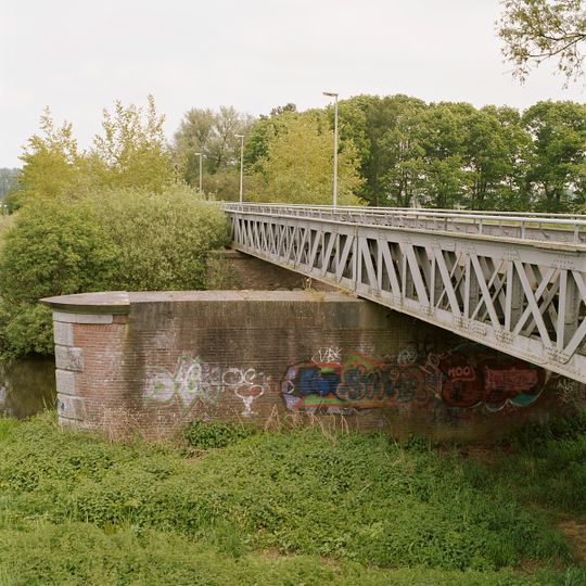 Moerputtenbrug, Waalwijk