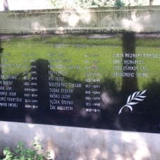 Spoločný hrob partizánov