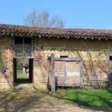 Building of the oven, pig pouches and henhouse of Planons Farm
