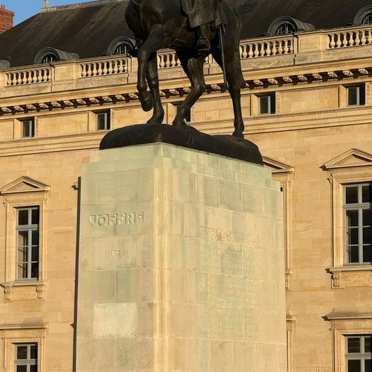 Ruiterbeeld van generaal Joffre