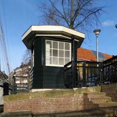 Brugwachtershuisje