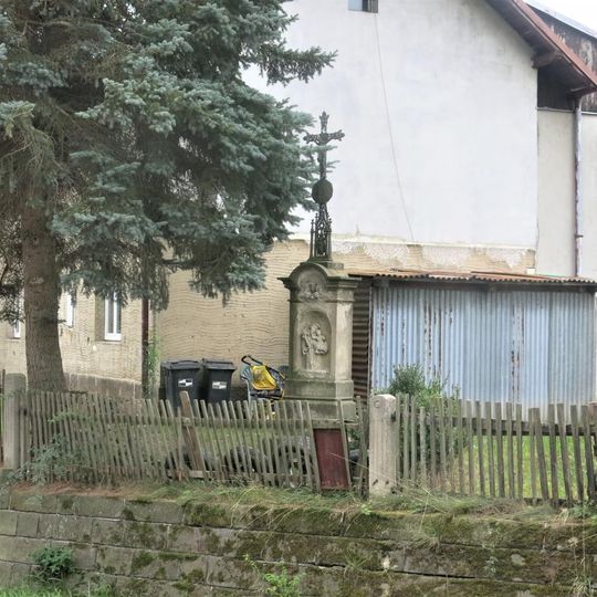 Kříž u domu 44 v Dobranově
