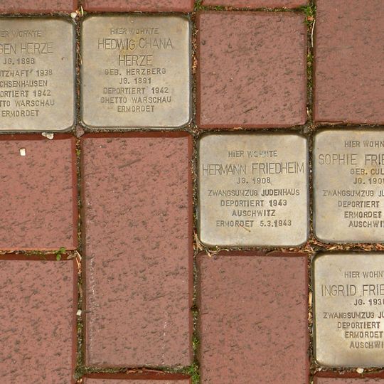 Stolperstein en memoria de Eugen Herze