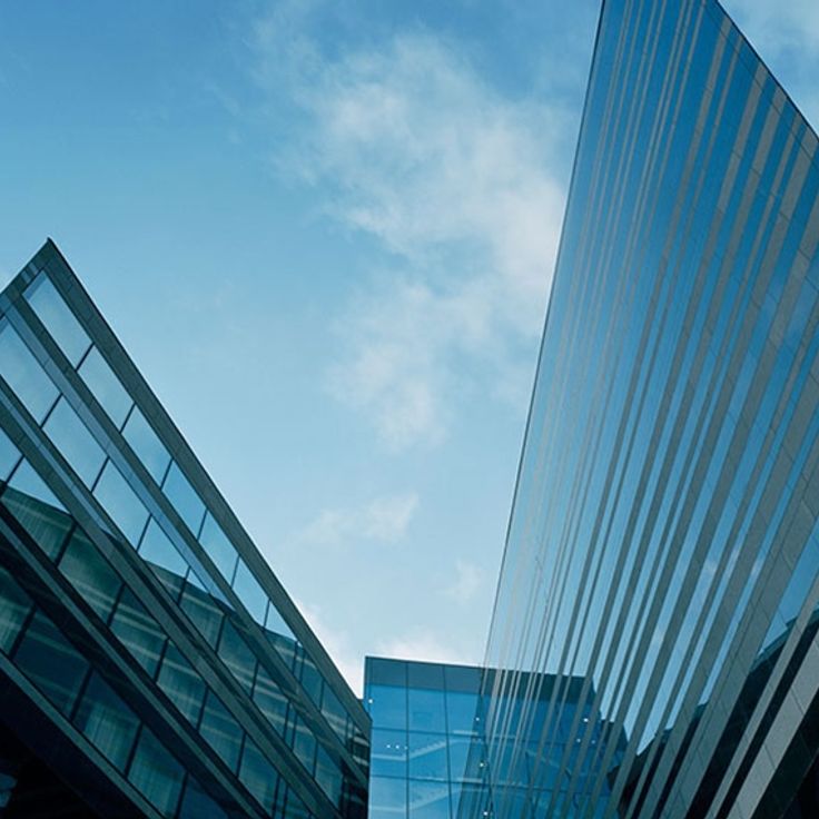 Rooftop Garden Bar al Clarion Sign