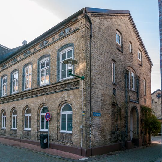 Wohn- und Geschäftshaus Neue Straße 5