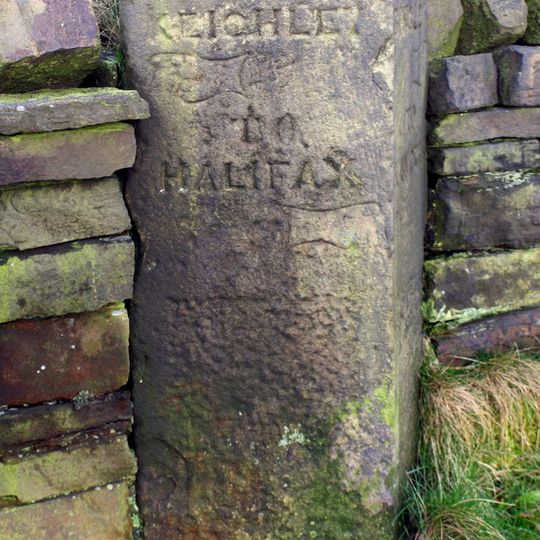 Guidestone, At Junction With Keighley Road And Shaw Lane