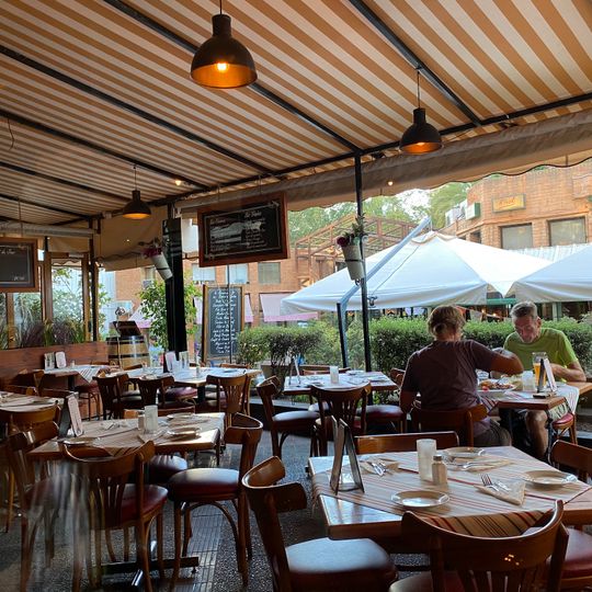 Le Bistrot