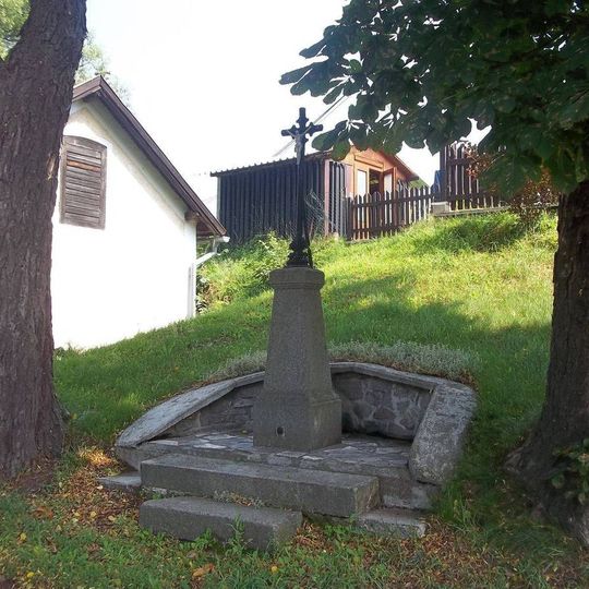 Kříž ve Vlkanově