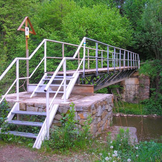 Lávka přes Stropnici v Dolní Stropnici