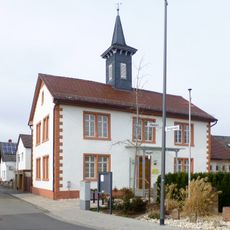 Alte Schule und Rathaus