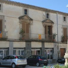 Building in plaça Major, 5