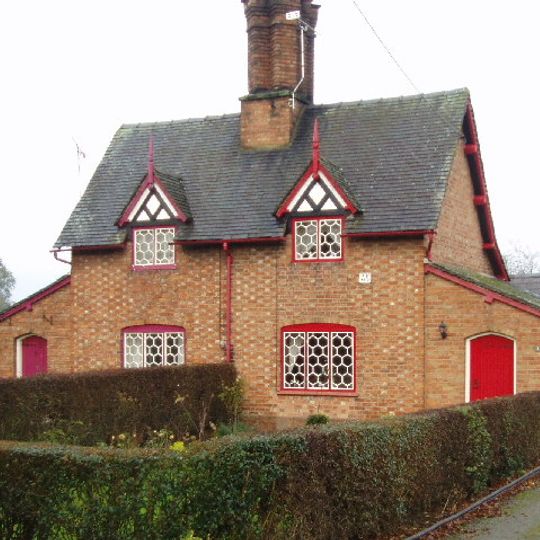 1 & 2 Tollemache Cottages