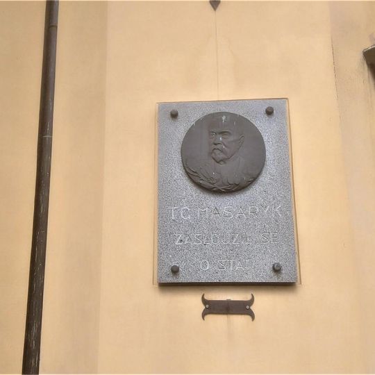 Pamětní deska Tomáše Garrigue Masaryka na radnici v Novém Bydžově