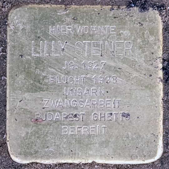 Stolperstein en memoria de Lilly Steiner