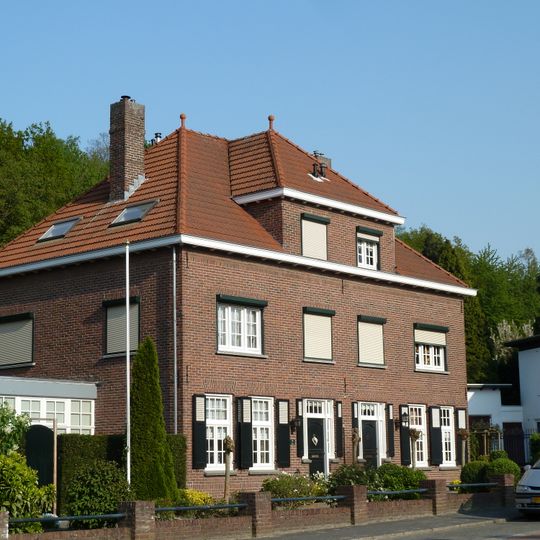 Heideveldweg 25, Heerlen