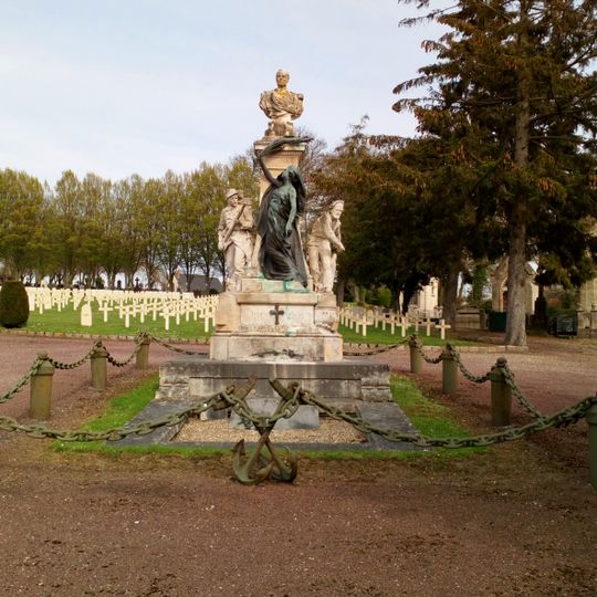 Tombeau de l'amiral Courbet