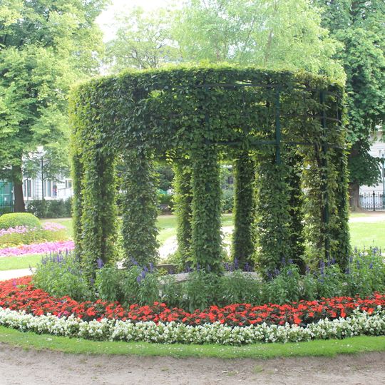 Monument of the Thirteen Colonels