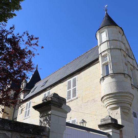 Hôtel, 28 rue Hoche