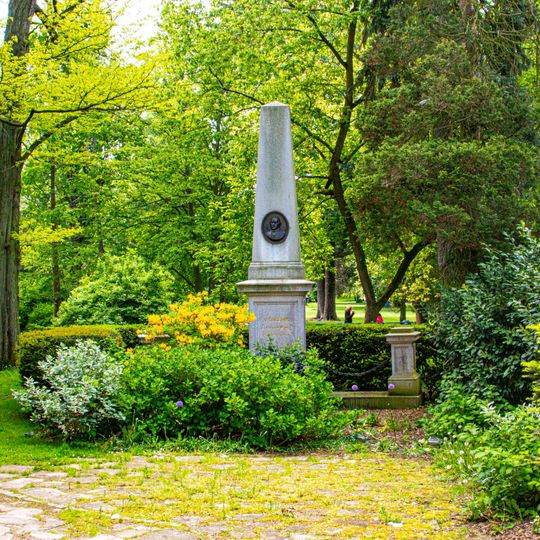 Pomník Václava Bubeníka v Pardubicích v Bubeníkových sadech